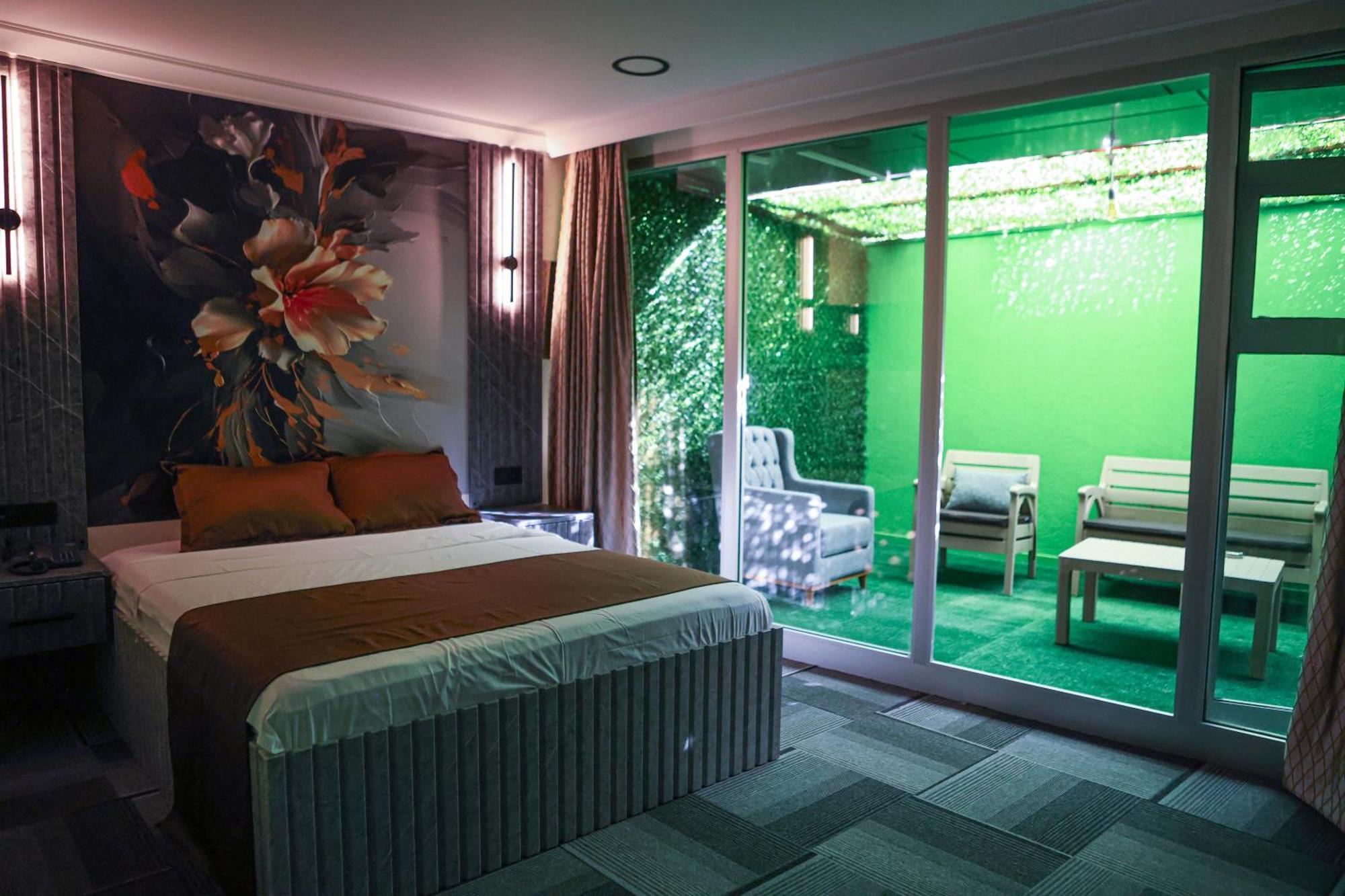City Night Suites & Hotels Cekme Экстерьер фото